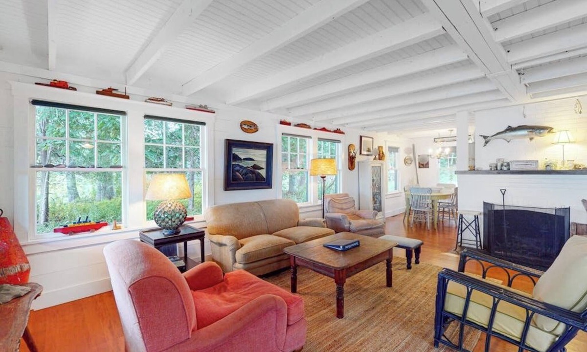 Cushing House | Waterfront dog-friendly cottage with amazing views, deck, grill, & washer/dryer