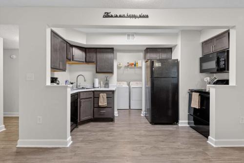 Columbia Apartment | Winter Rates - Near USC & Riverbanks Zoo