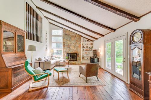 Central House | Wraparound Porch Downtime, Memorial Stadium 5 Mi