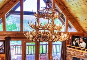BEST PANORAMIC VIEWS @ TOP BLACK BEAR FALLS! 3 Levels-3K Suites! Pool, Arcade