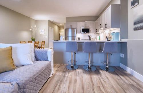 Halifax House | 1 Bed - King size Nature to City Getaway