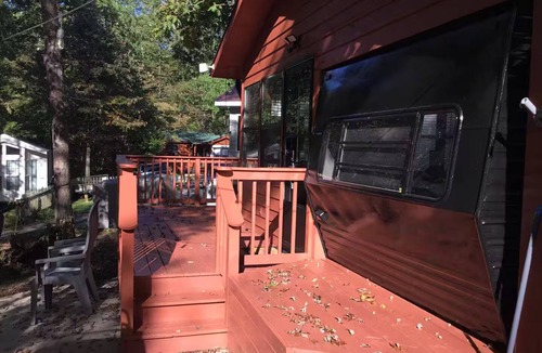Cleveland RV Rental | 1-bedroom campground in adorable Cleveland with cool outdoor vibes
