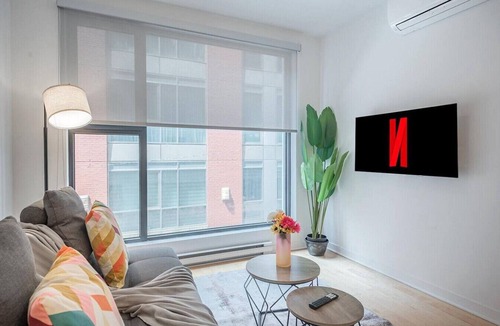 Cite Multimedia Apartment | 1 BR Old Port| Basilica