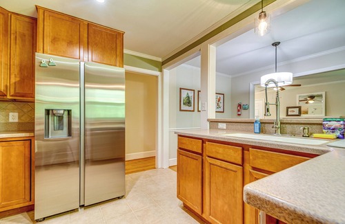 Cary House | 1 Mi to Dtwn Cary: Family Home w/Spacious Yard