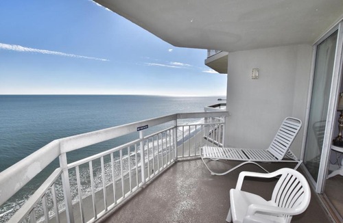 Garden City Apartment | 1406 Waters Edge Resort condo