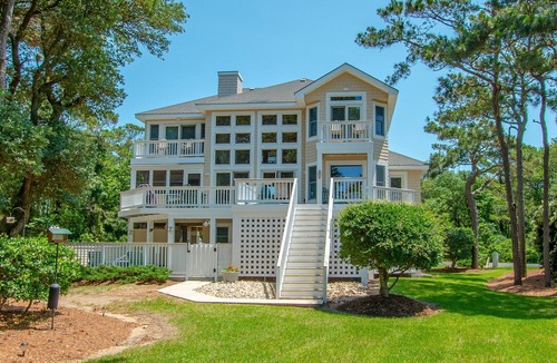 Monteray Shores House | 1538 - Gift Of The Sound - Soundfront Oasis w/Pool, Hot Tub & Sunset Views