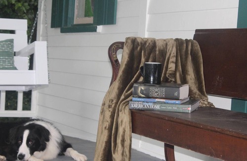 Maggie Valley House | 1912* History with 2023 Technology. A Unique Alternative to Cabins. 2nd Pet Free