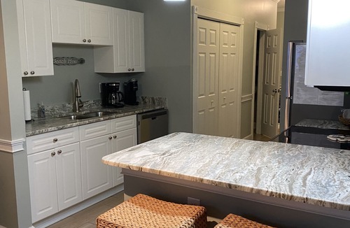 Central Myrtle Beach Condo | 1st Floor Unit W/Patio, Golf Course and Pool View, less than 10 Min to the Beach