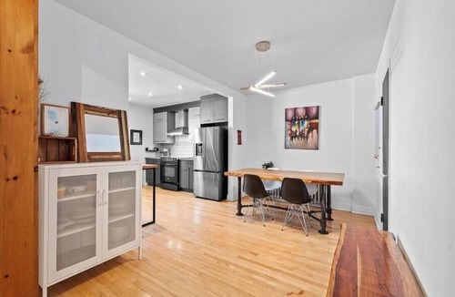 Vieux-Rosemont Condo | 2-3 bedrooms duplex on quiet street and near vibrant city life. Rosemont- Masson
