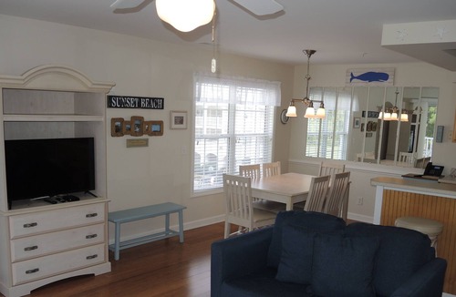 Calabash Villa | 2 Bedroom/2 Bathroom, Golf Course View, Calabash style Seafood nearby(2909)