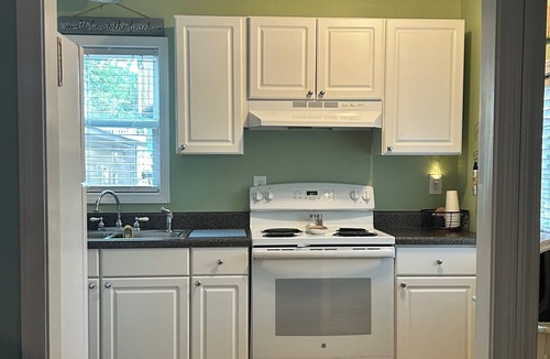 Surfside Beach Cottage | 2-Bedroom Cozy Cottage in Ocean Lakes Family Campground, Myrtle Beach, SC 29575