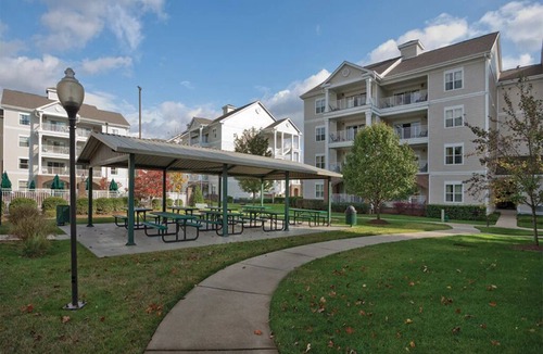 Pennington Bend Condo | 2 Bedroom Lockoff Condo in Nashville, on Cumberland River! Sleeps 8!