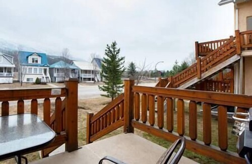 Fernie House | 2 Story Townhouse/Main Floor Deck/Loft