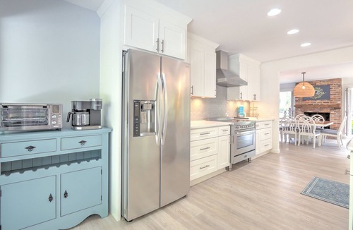 Heritage Woods House | 28 Wagon Road | 3 Bdrm Home | Private Pool | Easy Walk to Beach | STR #033534