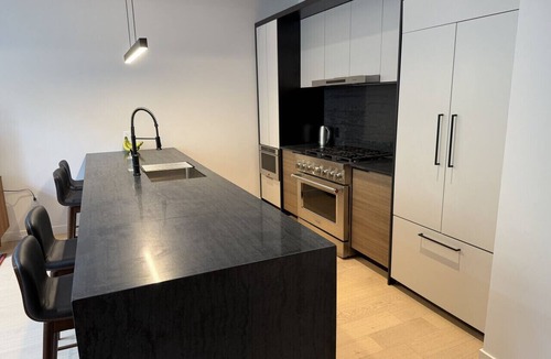 Downtown Halifax Apartment | 2Bed 2.5Bath Pet Friendly Townhouse Downtown Halifax