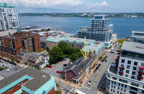 Downtown Halifax Apartment | 2BR Historic two storey flat in Downtown Halifax by waterfront in best location