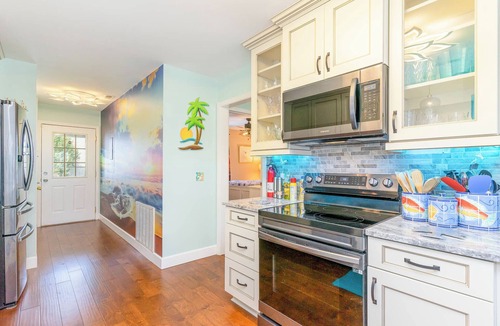 Long Bay Estates House | 2nd Row 4 BR with a Private Pool! Tide Down