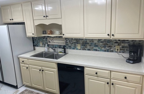 Downtown Condo | 3 Bdrm Condo on the River Downtn Augusta: security, parking garage, gym & sauna