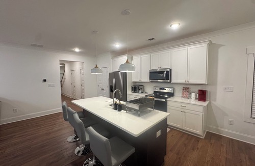 Athens House | 3-bedroom house in delightful Athens with AC, WiFi