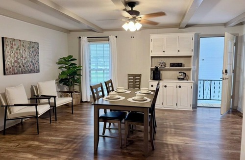McKenzie House | 3-bedroom house in peaceful McKenzie near Bethel University