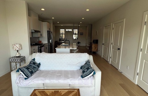Northside House | 3-bedroom townhome in wonderful North Chattanooga with AMAZING view of city!