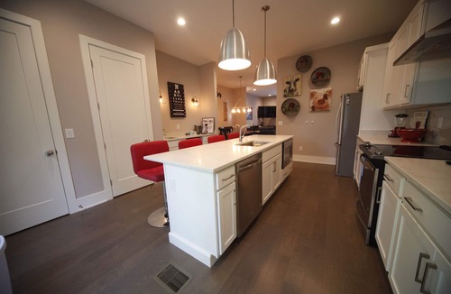 Historic Waverly House | 3 King Suites 4 Baths Walkable 12 South Rooftop Garage Top‑Rated