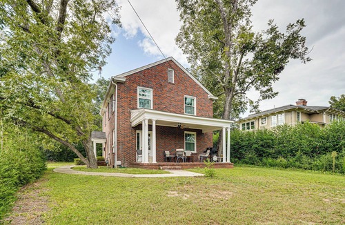 Summerville Cottage | 3 Mi to Augusta National: Historic Home w/Patio