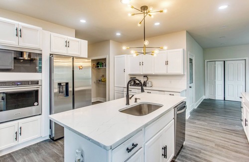 Florence House | 3-Story Home w/Private Backyard in Florence!
