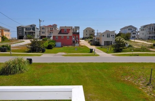 South Nags Head House | 385 Cute 3 Bedroom Cottage in South Nags Head