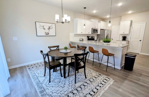 Huntersville House | 3BR/2.5BA Huntersville Townhome Perfect for Remote Work & Families