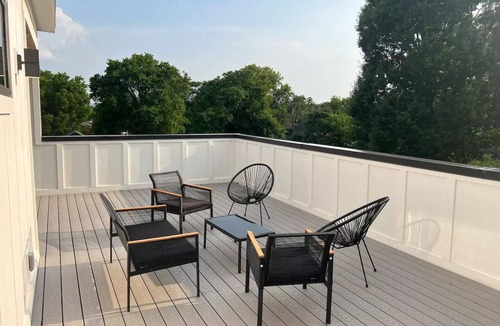 McFerrin Park House | 3BR East Nashville Rooftop Luxury Near Downtown