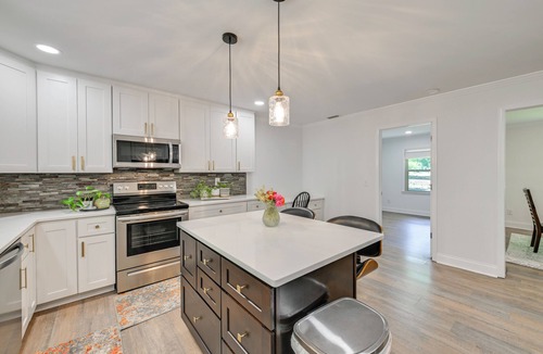 Harrisburg House | 4 Mi to Charlotte Speedway! Extended Wooded Escape