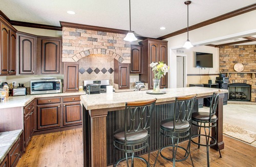 Huntcliff House | 4 Mi to Weston Lake: Eastover Gem