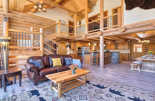 Sylva Cabin | 4500sq ft 6b/4.5ba Cabin on 7 Acres 15min to downtown Sylva! Huge Yard + Hot Tub!