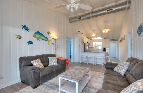 Long Beach House | 4BR 2BA OCEANFRONT COTTAGE- Fish, Fun & Sun! Relax, Recharge, Repeat!- Book Now!