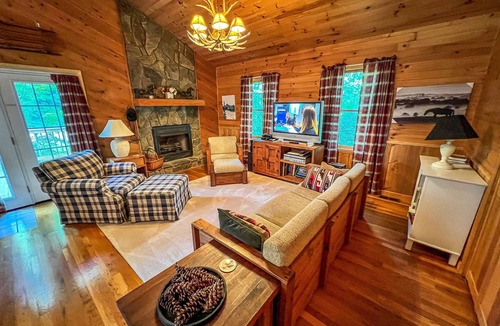Jefferson Cabin | 4th of July Still Avail! - 2BR/1.5BA WiFi, Near New River & BR Parkway