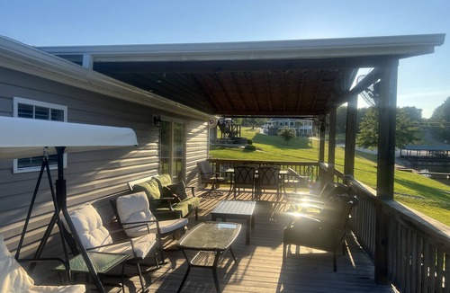 Lake Secession House | 5 bedroom lake front home on Lake Secession