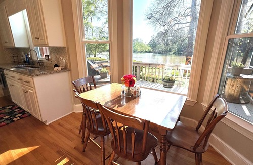 Martinez House | 5BR 3.5BA Lakefront Home, 3 Miles to Augusta National