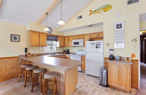 South Nags Head House | 7055 Henry's Hut * 3 Min Walk to the Beach