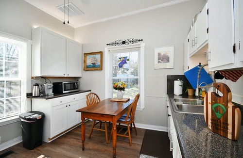 Dunean House | 8 Minutes to Downtown Greenville, Near Prisma, 2BR Home, King Bed, Fenced Yard