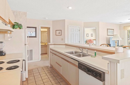 Sea Trail Condo | 8B Colony at Oyster Bay - Pet-friendly first level Two bedroom/two bath condo in Sunset Beach