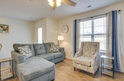 Sumter House | 9 Mi to Shawn AFB! Family Townhome Near Dining