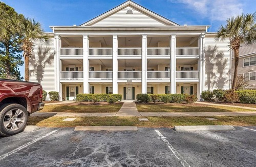 Waterford Plantation Condo | A Home Away from Home: 2-bdrm condo in Myrtle Beach w/amazing golf course view
