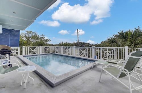 Isle of Palms House | Abalone Alley 7 by Wild Dunes, Ocean View Home
