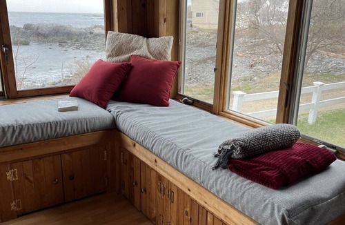 Peaks Island House | Absolutely Breathtaking Direct Oceanfront Cottage ~ Perfect Location!
