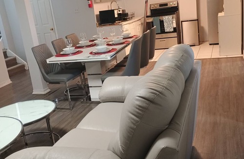 Ajax Apartment | Ajax Newly Furnished Spacious & Bright 2 beds. basement apart. w/t own laundry