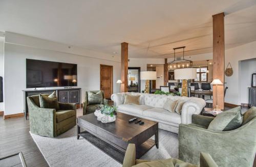 Mont-Tremblant Apartment | Altitude 168-6 3Bdr ski in-out