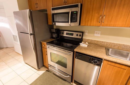Downtown Myrtle Beach Condo | Amazing Luxury Direct Ocean Front 1BD/1BA, Modern Decor. Great Location!