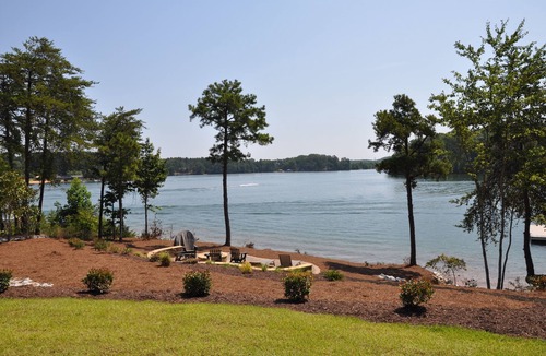 Seneca House | Amazing Waterfront Location on Lake Keowee!