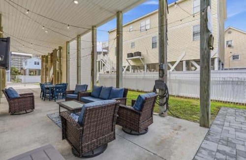 Windy Hill House | Antigua Breeze - 3rd Row - Windy Hill Section